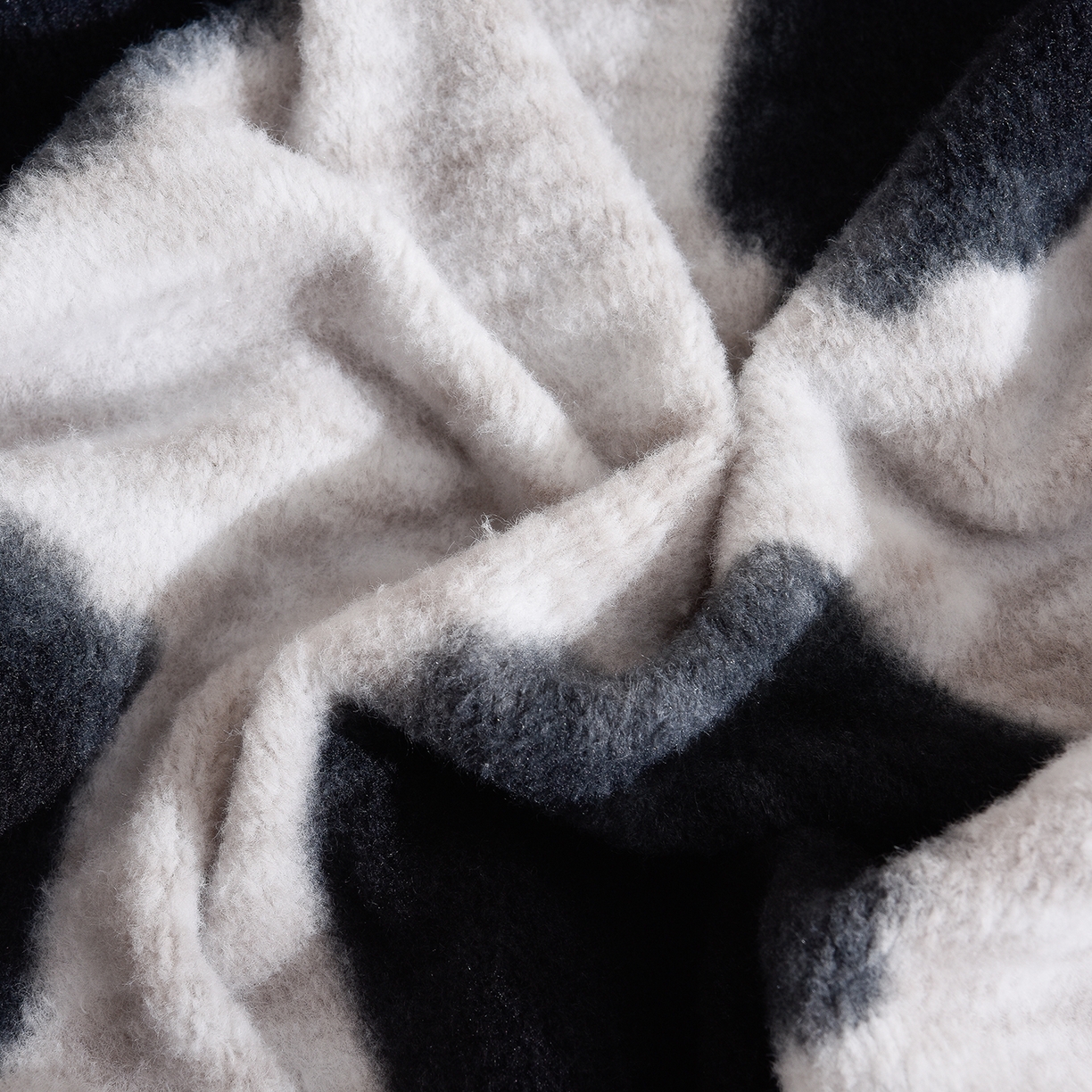 91家纺网 家纺一手货源 找家纺 同田家纺 2025新款A类羊羊绒牛奶绒印花四件套 熊猫