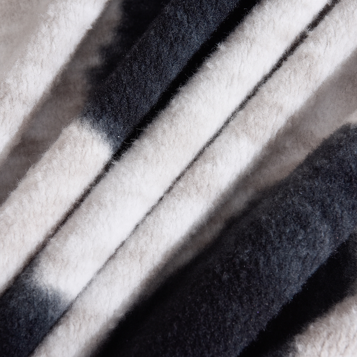 91家纺网 家纺一手货源 找家纺 同田家纺 2025新款A类羊羊绒牛奶绒印花四件套 熊猫