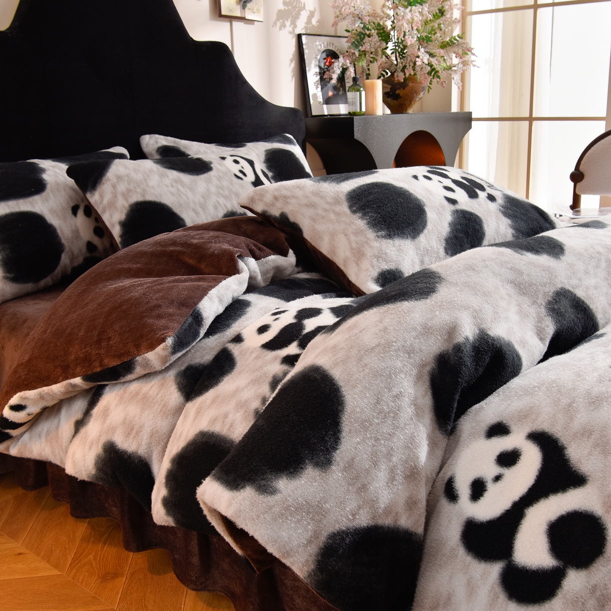 91家纺网 家纺一手货源 找家纺 同田家纺 2025新款A类羊羊绒牛奶绒印花四件套 熊猫