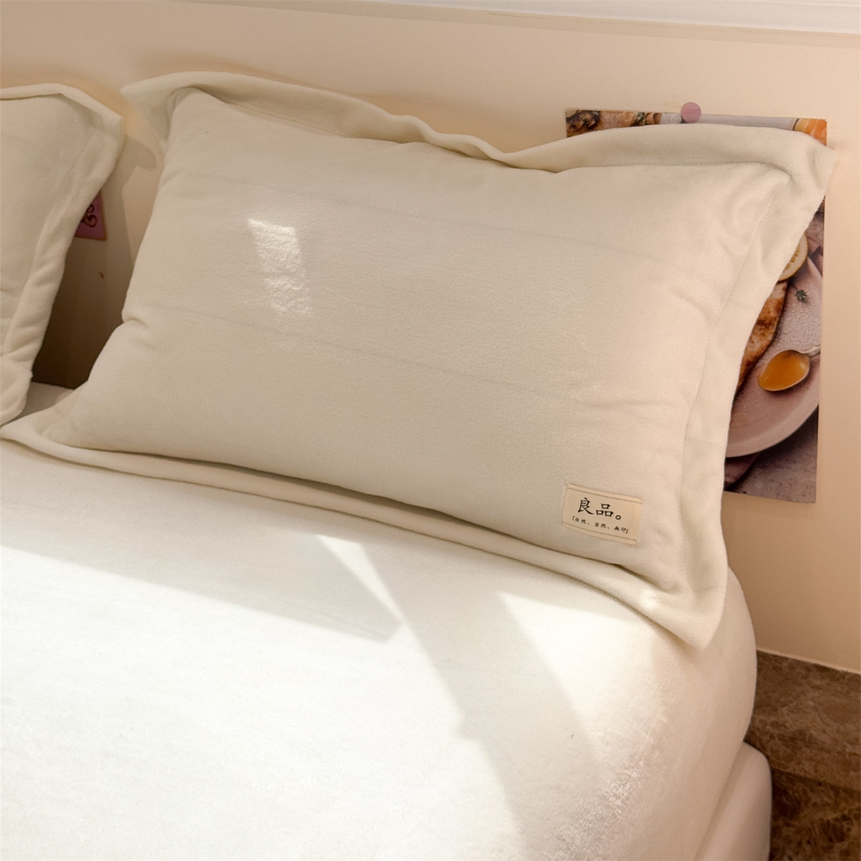 91家纺网 家纺一手货源 找家纺 857家居 2025新款高克重牛奶绒床单床笠系列 良品-雪白