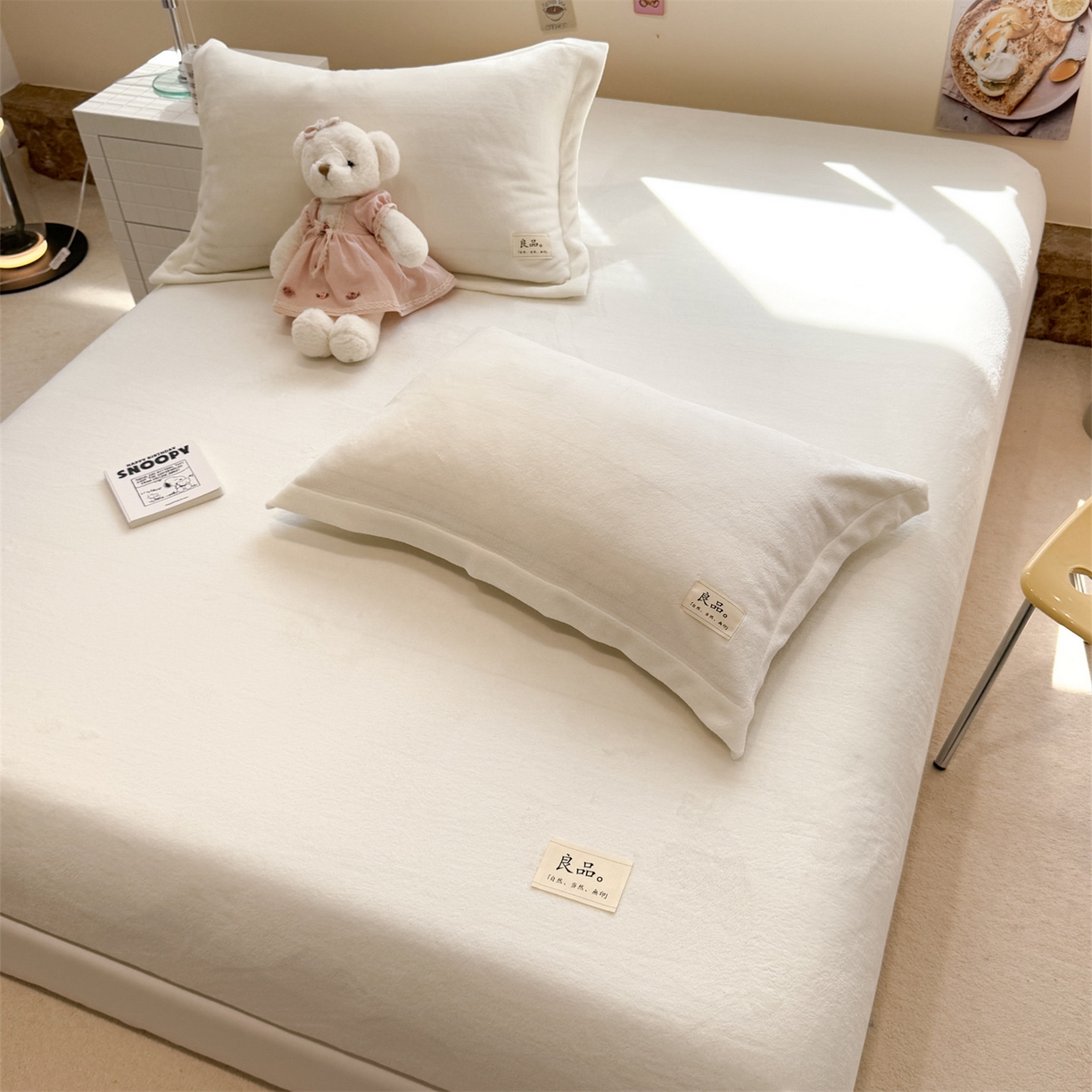 91家纺网 家纺一手货源 找家纺 857家居 2025新款高克重牛奶绒床单床笠系列 良品-雪白