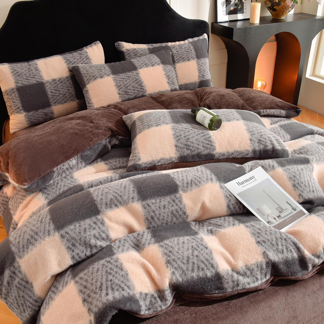 91家纺网 家纺一手货源 找家纺 同田家纺 2025新款A类羊羊绒牛奶绒印花四件套 咖啡格