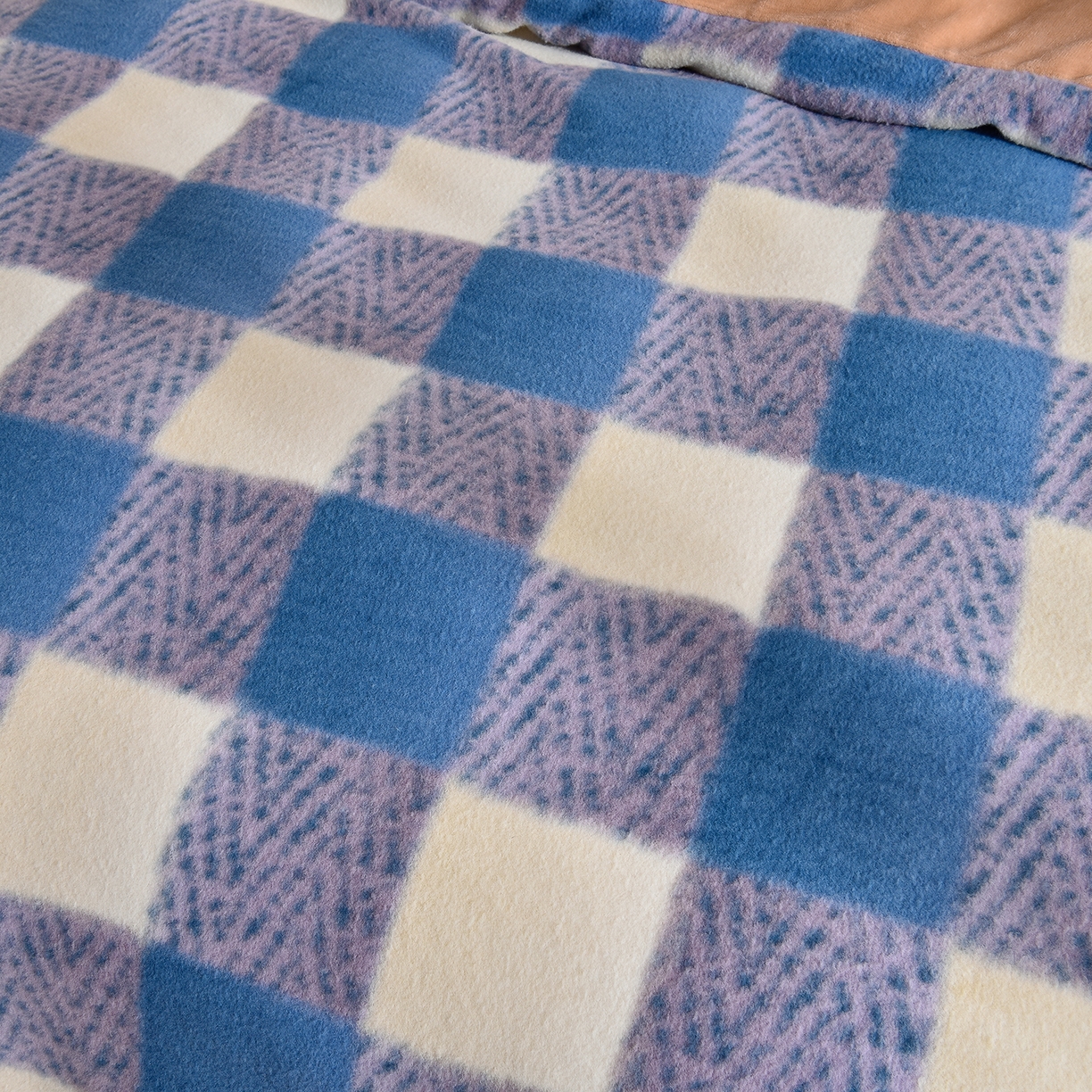 91家纺网 家纺一手货源 找家纺 同田家纺 2025新款A类羊羊绒牛奶绒印花四件套 蓝格