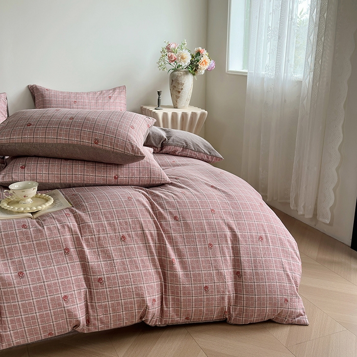 91家纺网 家纺一手货源 找家纺 卢赛尔 2025新品加厚130g高克重复古风原麻印花四件套单被套 红颜