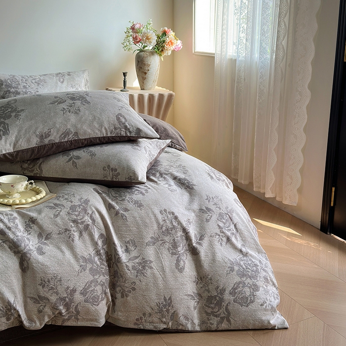 91家纺网 家纺一手货源 找家纺 卢赛尔 2025新品加厚130g高克重复古风原麻印花四件套单被套 花眠