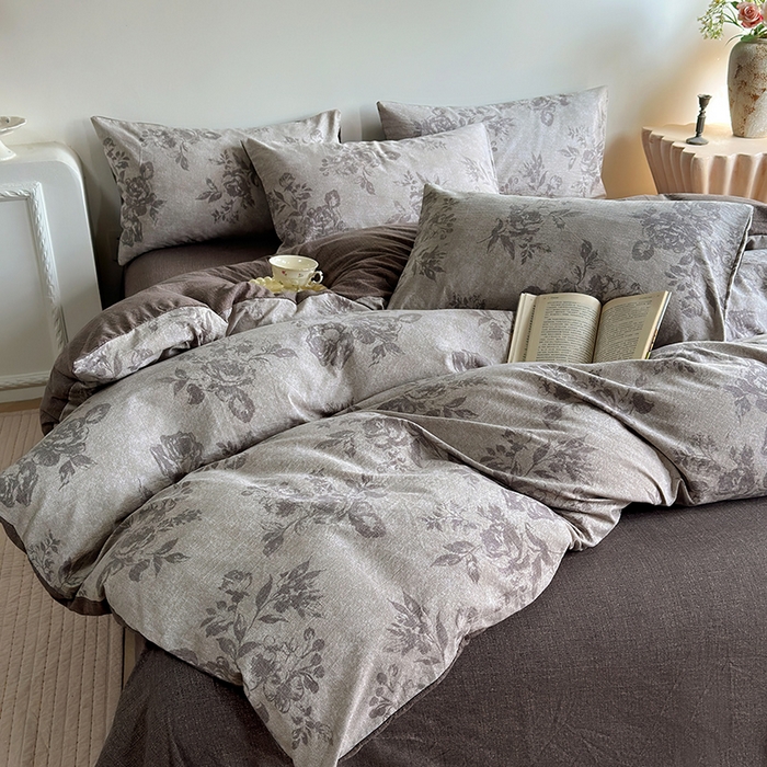 91家纺网 家纺一手货源 找家纺 卢赛尔 2025新品加厚130g高克重复古风原麻印花四件套单被套 花眠