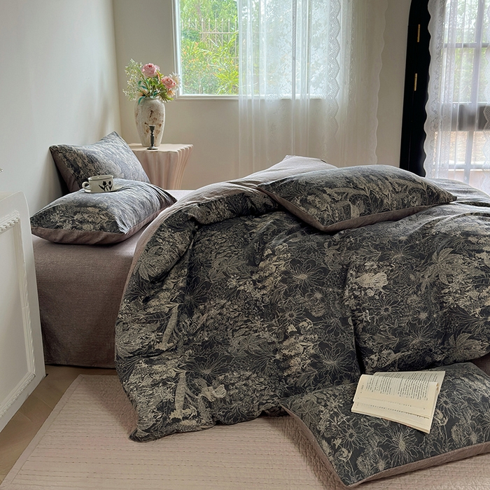 91家纺网 家纺一手货源 找家纺 卢赛尔 2025新品加厚130g高克重复古风原麻印花四件套单被套 凉墨