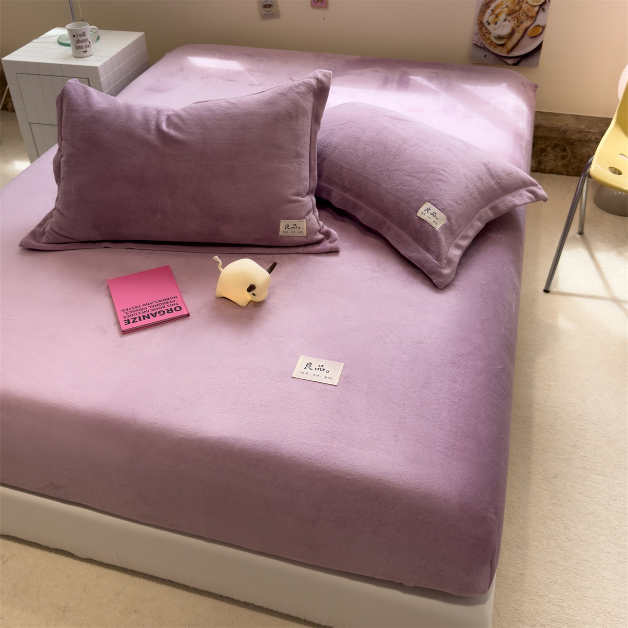 91家纺网 家纺一手货源 找家纺 857家居 2025新款高克重牛奶绒床单床笠系列 良品-薰衣草紫