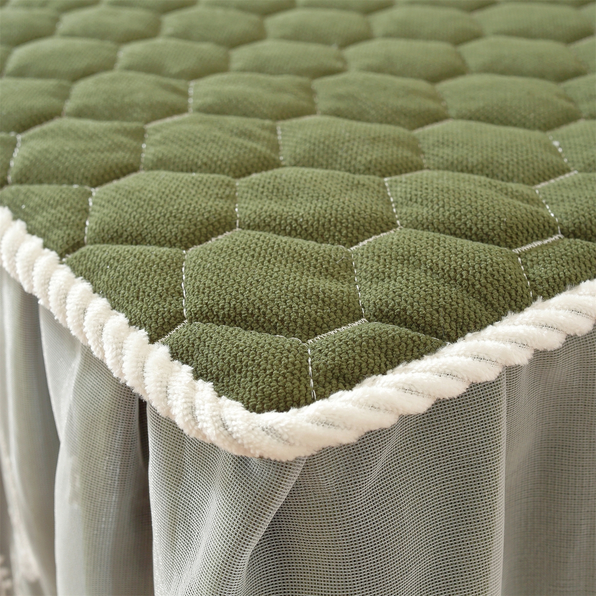 91家纺网 家纺一手货源 找家纺 共鸣沙发垫 2025新款羊毛尼茶几垫-星语 星语抹茶色