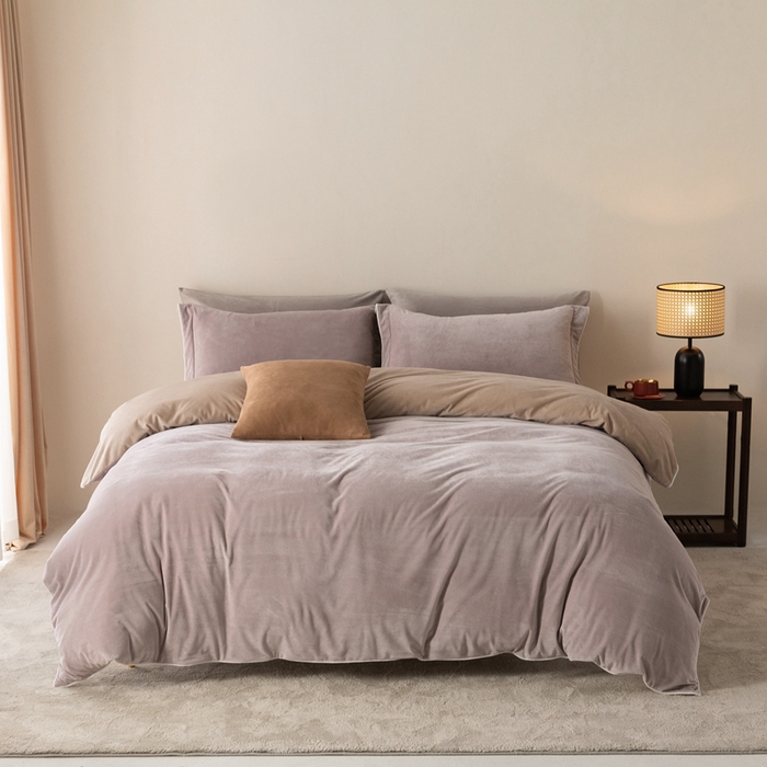 91家纺网 家纺一手货源 找家纺 ONE TWO ONE 121 新品【婴儿绒四件套】2025毛毯被子四件套单件被套单件枕套珊瑚绒牛奶绒冬被法兰绒兔毛绒The one 芋泥-奶咖