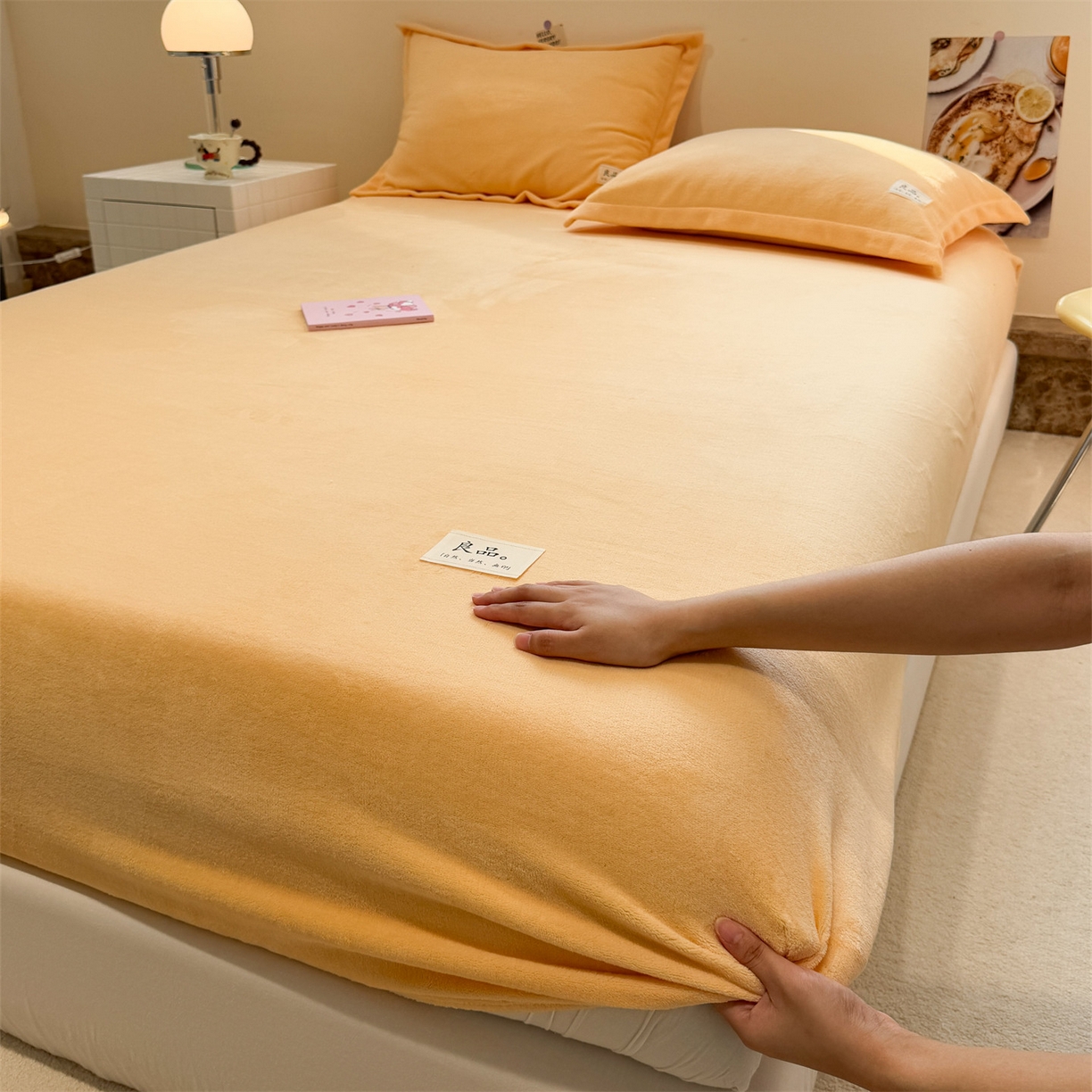 91家纺网 家纺一手货源 找家纺 857家居 2025新款高克重牛奶绒床单床笠系列 良品-亚麻黄