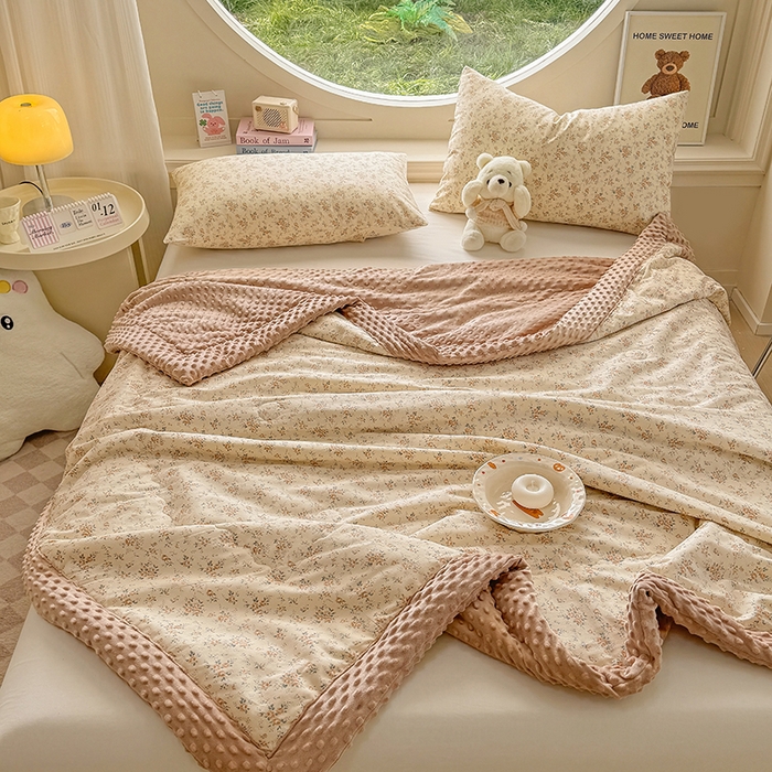 91家纺网 家纺一手货源 找家纺 梦依依 （加微信送买家秀）2025新款40支全棉豆豆被大豆被夏被冬秋被子被芯-风格二 月蓉花