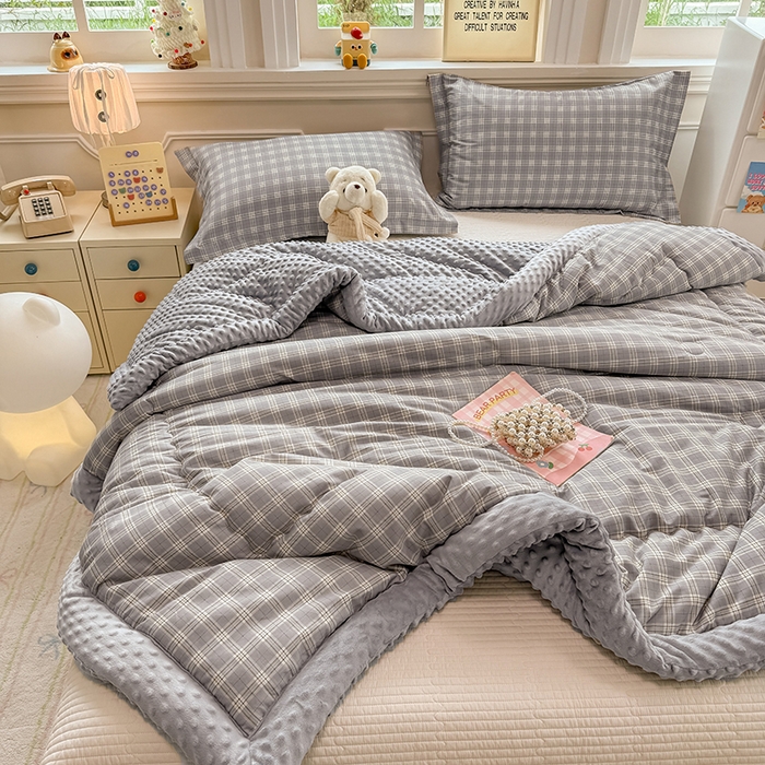 91家纺网 家纺一手货源 找家纺 梦依依 （加微信送买家秀）2025新款40支全棉豆豆被大豆被夏被冬秋被子被芯-风格二 听风-灰