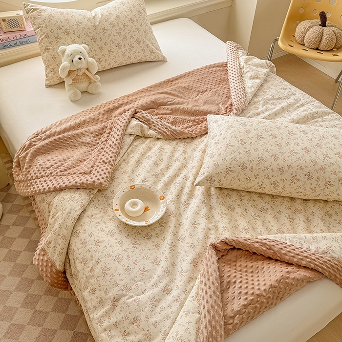 91家纺网 家纺一手货源 找家纺 梦依依 （加微信送买家秀）2025新款40支全棉豆豆被大豆被夏被冬秋被子被芯-风格二 月蓉花