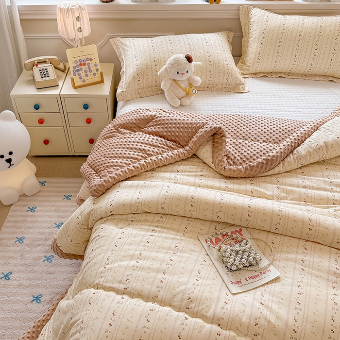 91家纺网 家纺一手货源 找家纺 梦依依 （加微信送买家秀）2025新款40支全棉豆豆被大豆被夏被冬秋被子被芯-风格二 樱桃树