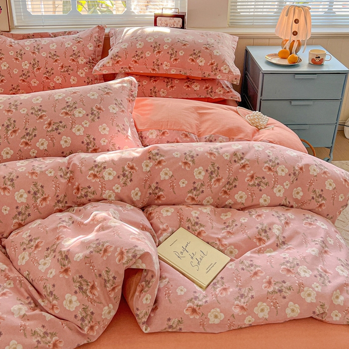 91家纺网 家纺一手货源 找家纺 优选直播新款全棉磨毛喷气印花四件套加厚纯棉三件套（一字绣工艺款）学生三件套 花蕊粉