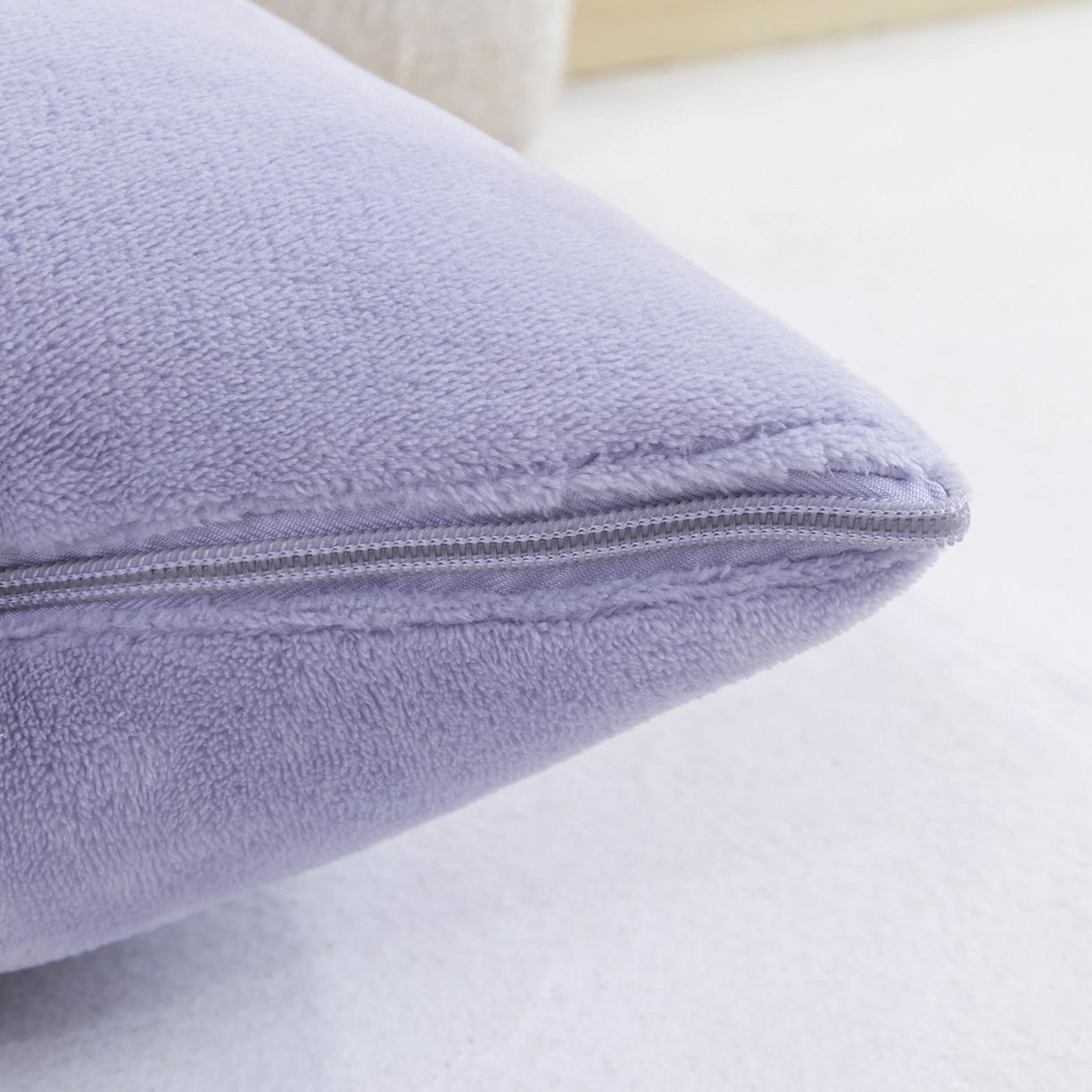 91家纺网 家纺一手货源 找家纺 照世家纺 2025新款牛奶绒抗菌棉多功能抱枕被-布偶猫（P标）（控价是优惠券后不能低于 40的68，45的98, 50的119） 香芋紫