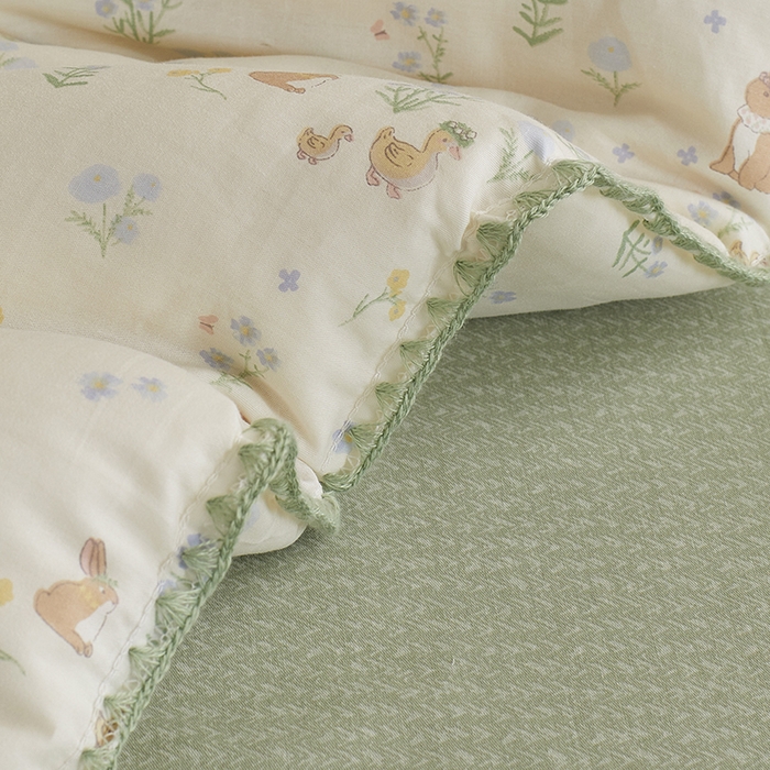 91家纺网 家纺一手货源 找家纺 暖阳 2025新款全棉A类里外贝壳三角针包边冬被被子被芯 春日奇迹