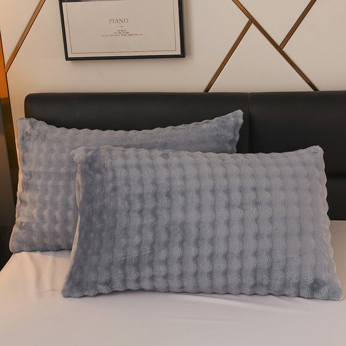 91家纺网 家纺一手货源 找家纺 （总）爱彼家纺 2025秋冬新款玉兔云绒毛毯毯子午睡毯玉兔云绒-系列二