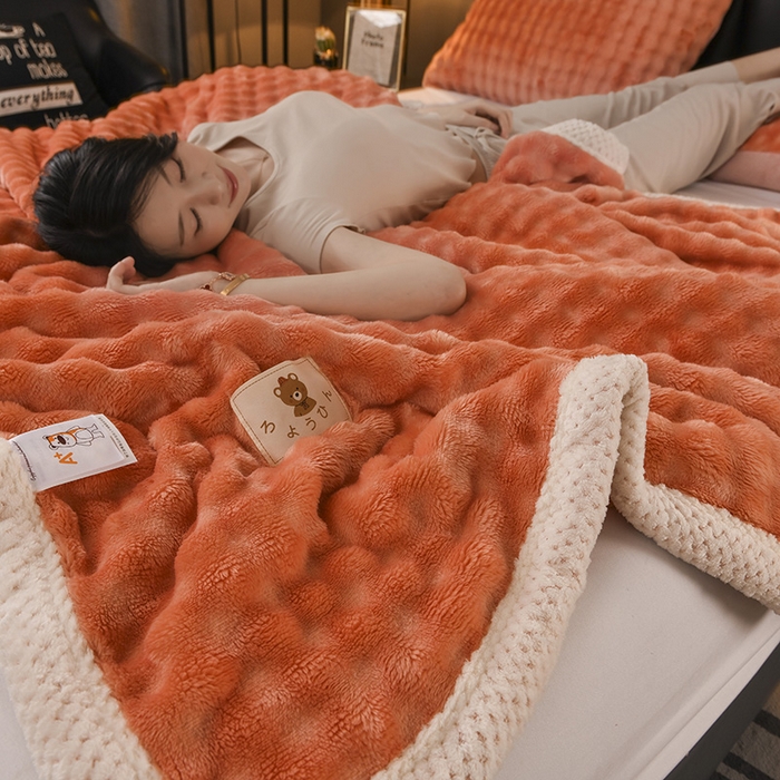 91家纺网 家纺一手货源 找家纺 爱彼家纺 2025秋冬新款玉兔云绒毛毯毯子午睡毯玉兔云绒-系列二 【简梦】-赤橙