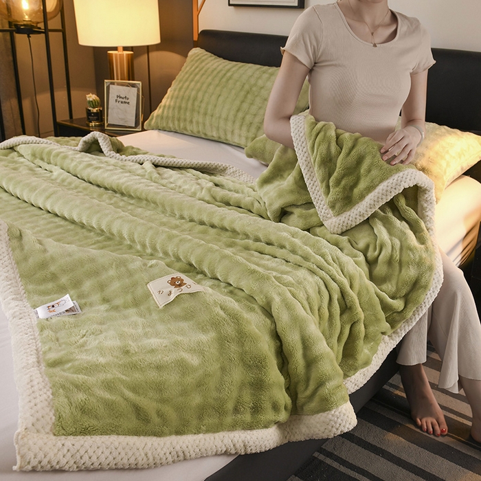 91家纺网 家纺一手货源 找家纺 爱彼家纺 2025秋冬新款玉兔云绒毛毯毯子午睡毯玉兔云绒-系列二 【简梦】-茶绿