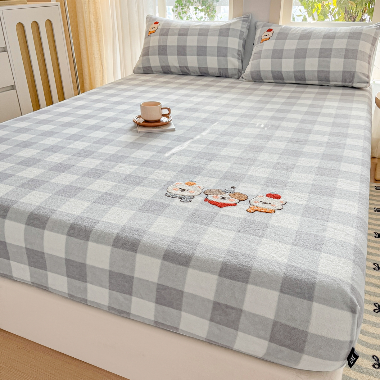 91家纺网 家纺一手货源 找家纺 乐美家纺 2025新款A类高克重牛奶绒毛巾绣床笠三件套 美好生活