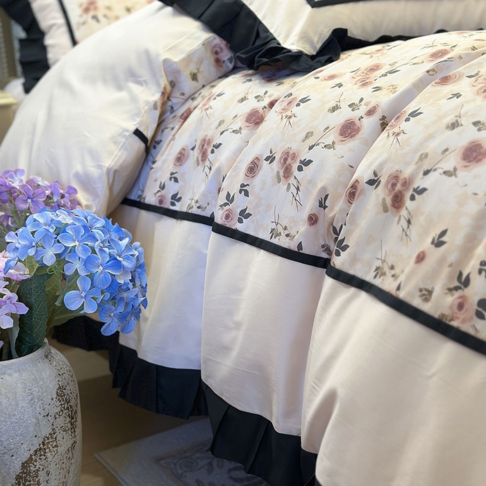 91家纺网 家纺一手货源 找家纺 （总）多乐娜 2025新款法式100S全棉贡缎数码印花四件套 长绒棉工艺款轻奢花边款（会员-20）控价378/398起（券后！！）务必控价谢谢配合