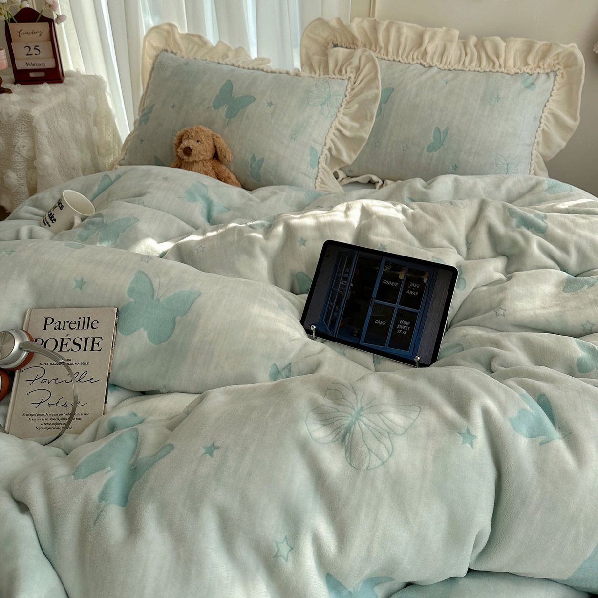 91家纺网 家纺一手货源 找家纺 轻奢坊 2025新款牛奶绒5D烂花韩版法式花边四件套-蝶梦 蝶梦蓝