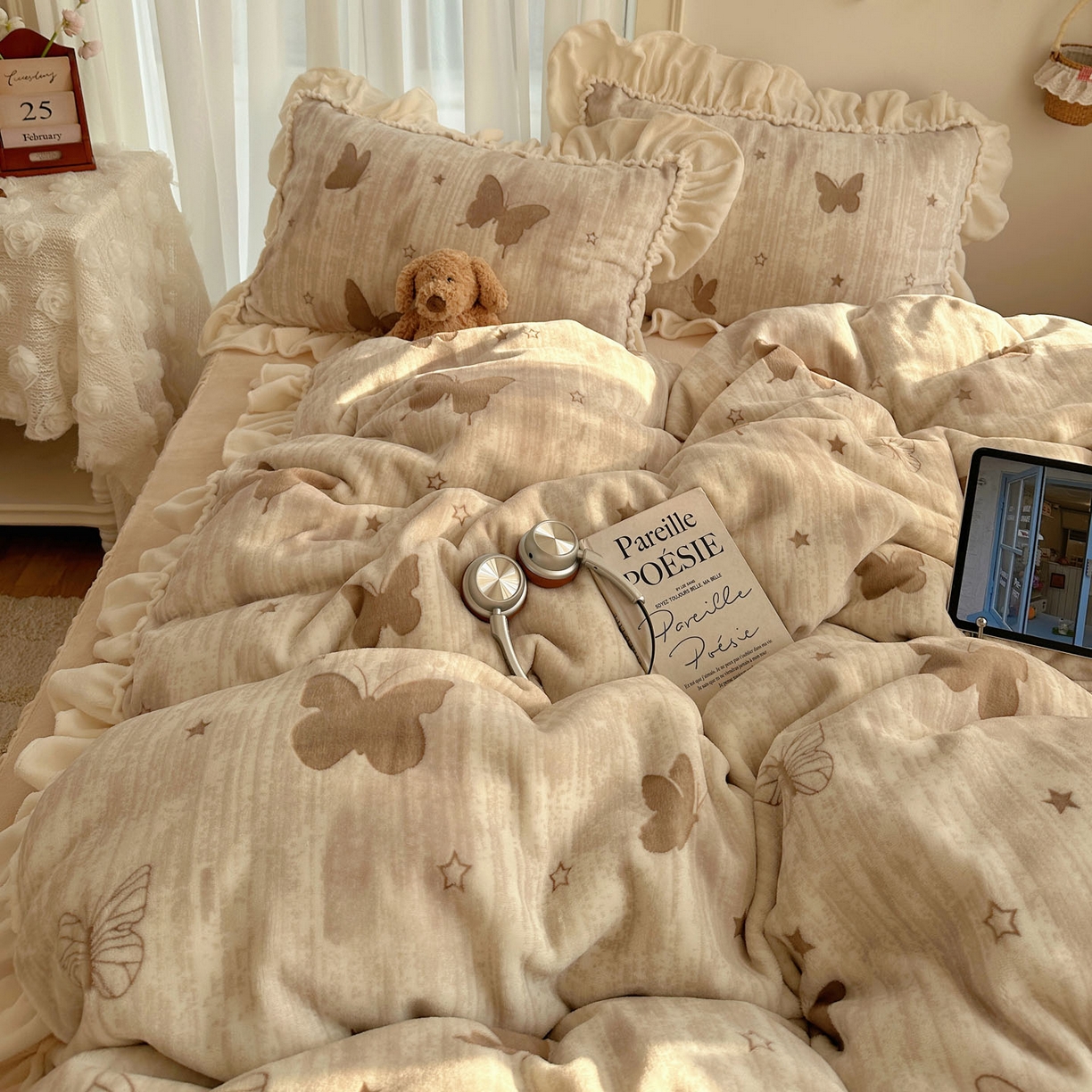 91家纺网 家纺一手货源 找家纺 （总）轻奢坊 2025新款牛奶绒5D烂花韩版法式花边四件套-蝶梦