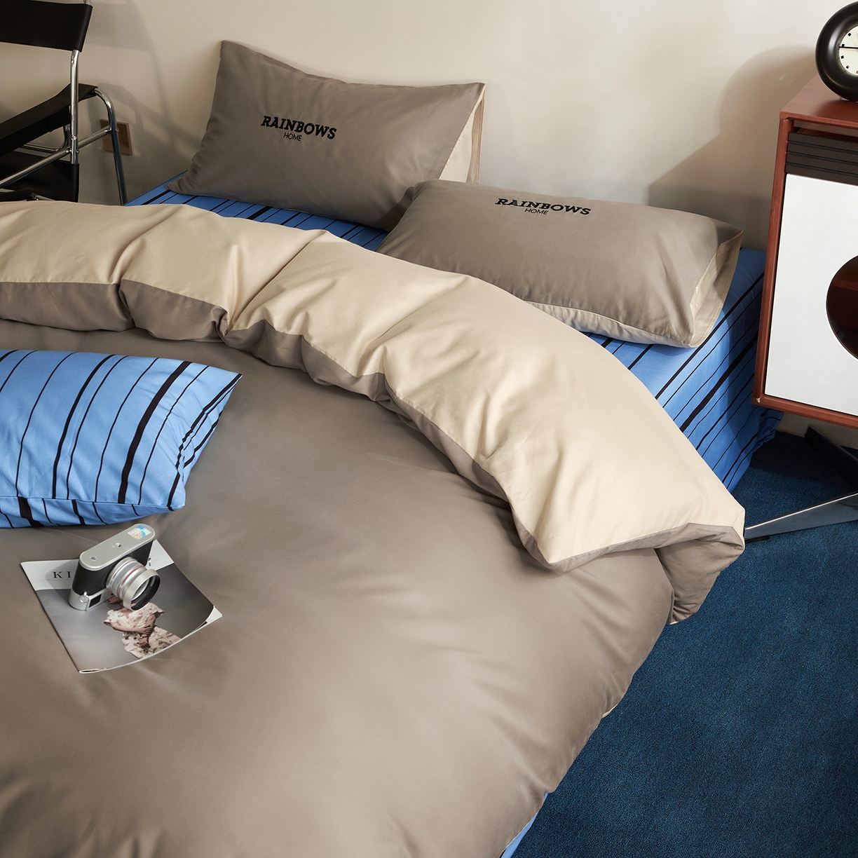 91家纺网 家纺一手货源 找家纺 怡家居 2025新款全棉60S磨毛绣花四件套--光栅系列 光栅-咖