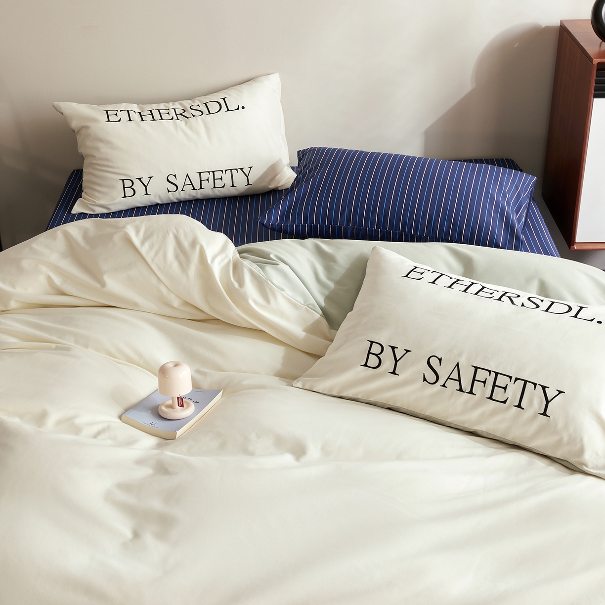 91家纺网 家纺一手货源 找家纺 怡家居 2025新款全棉60S磨毛绣花四件套--光栅系列 光栅-绿