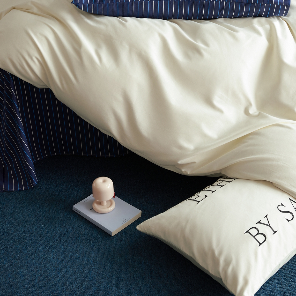 91家纺网 家纺一手货源 找家纺 怡家居 2025新款全棉60S磨毛绣花四件套--光栅系列 光栅-绿