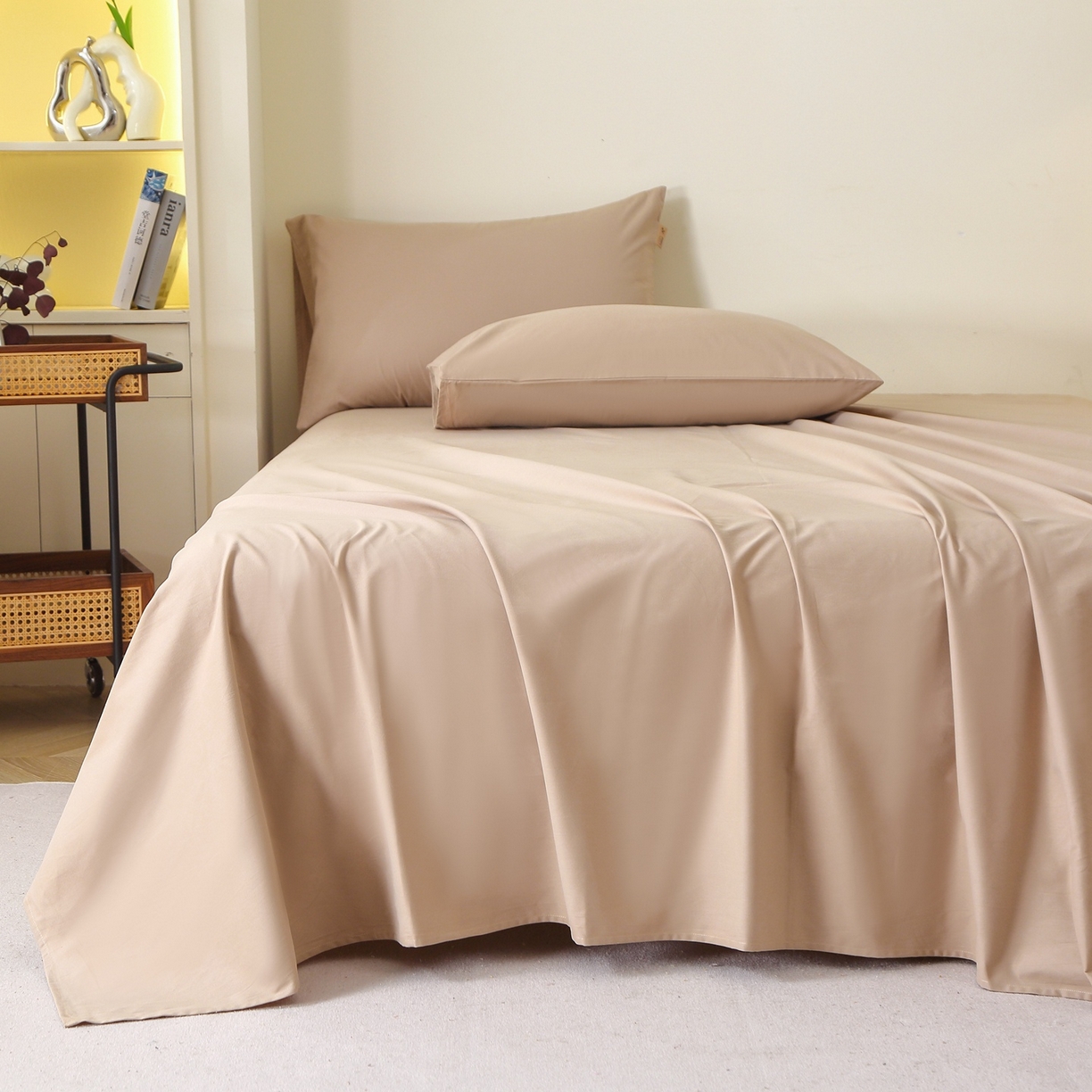 91家纺网 家纺一手货源 找家纺 晶缦家纺 2025新款100%纯棉13376纯色喷气全棉磨毛四件套和单品被套床单床笠枕套-单床单 暖芸馨-鹿角棕