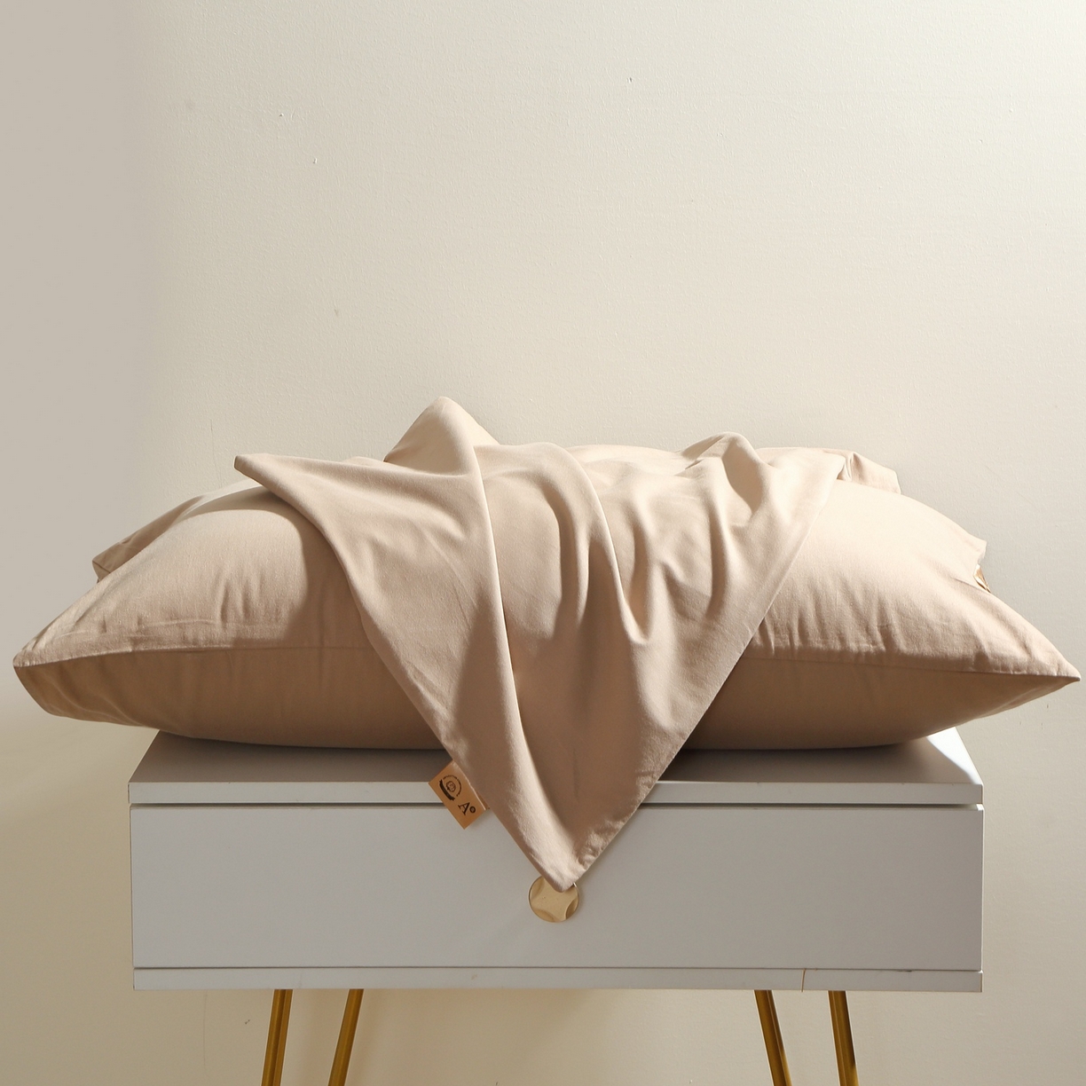 91家纺网 家纺一手货源 找家纺 晶缦家纺 2025新款100%纯棉13376纯色喷气全棉磨毛四件套和单品被套床单床笠枕套-单床单 暖芸馨-鹿角棕