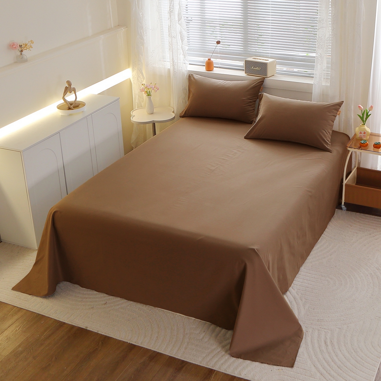 91家纺网 家纺一手货源 找家纺 晶缦家纺 2025新款100%纯棉13376纯色喷气全棉磨毛四件套和单品被套床单床笠枕套-单床单 暖芸馨-枯茶棕