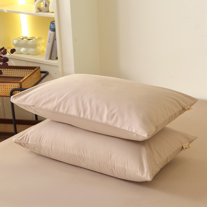 91家纺网 家纺一手货源 找家纺 晶缦家纺 2025新款100%纯棉13376纯色喷气全棉磨毛四件套和单品被套床单床笠枕套-单枕套 暖芸馨-鹿角棕