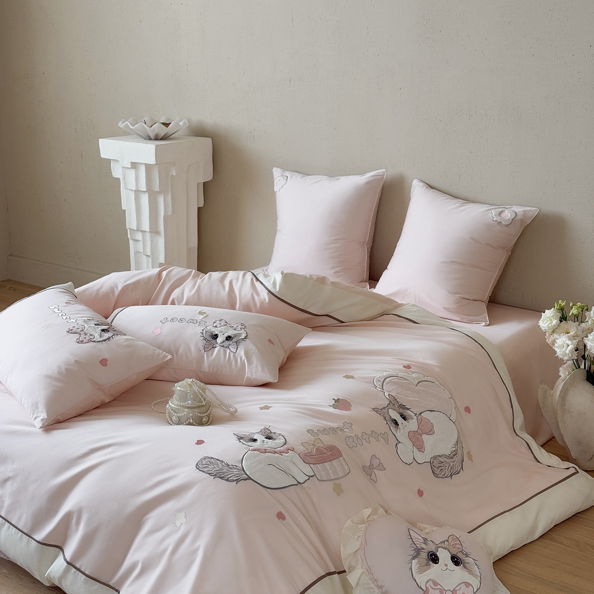 91家纺网 家纺一手货源 找家纺 （总）佳汐蓝家纺 2025新款百支全棉长绒棉贡缎四件套-布偶猫