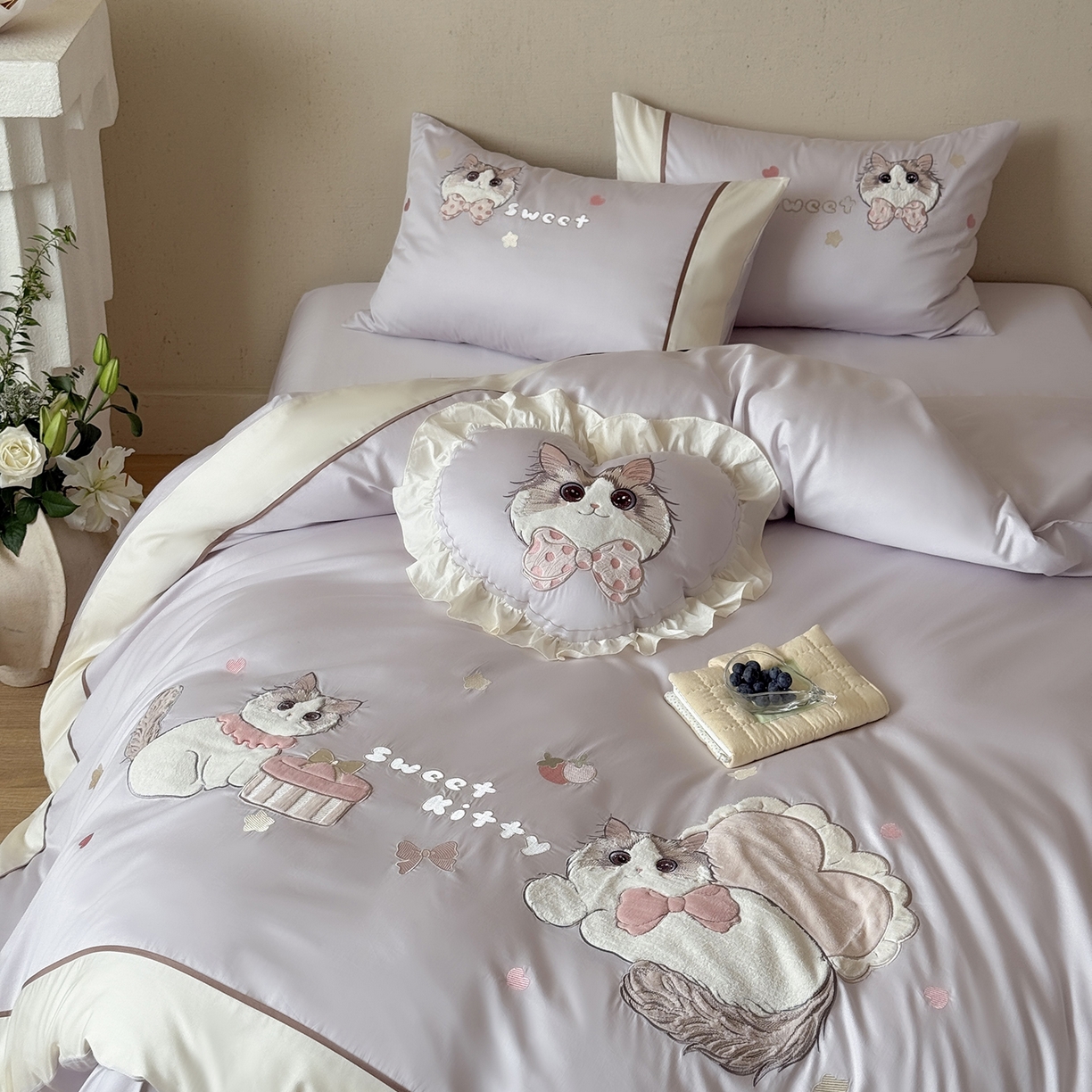 91家纺网 家纺一手货源 找家纺 佳汐蓝家纺 2025新款百支全棉长绒棉贡缎四件套-布偶猫 布偶猫 紫