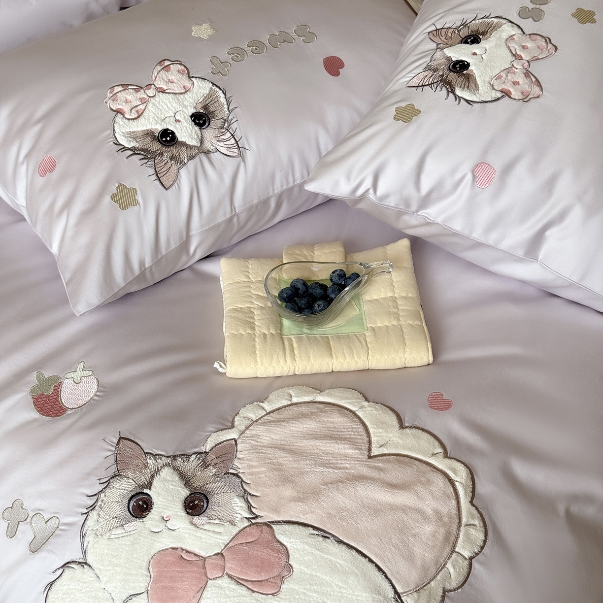 91家纺网 家纺一手货源 找家纺 佳汐蓝家纺 2025新款百支全棉长绒棉贡缎四件套-布偶猫 布偶猫 紫