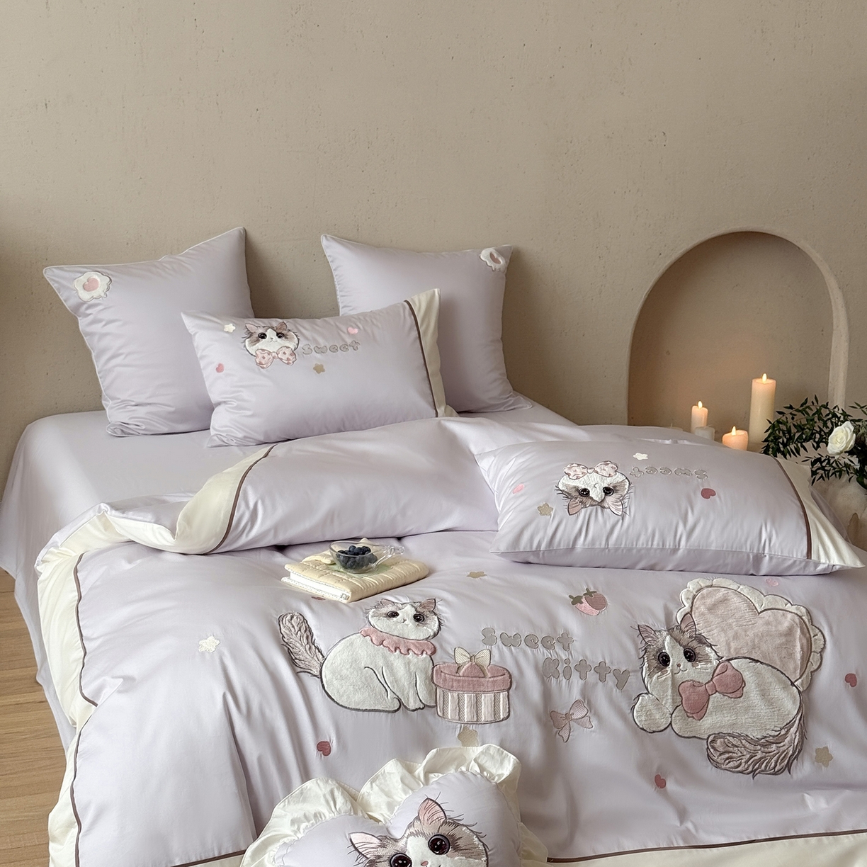 91家纺网 家纺一手货源 找家纺 佳汐蓝家纺 2025新款百支全棉长绒棉贡缎四件套-布偶猫 布偶猫 紫