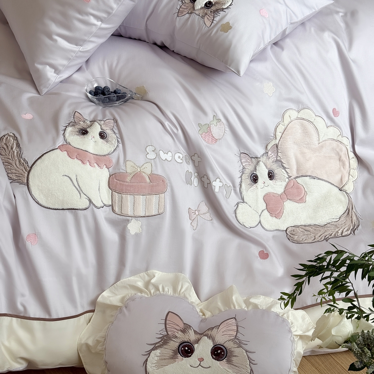 91家纺网 家纺一手货源 找家纺 佳汐蓝家纺 2025新款百支全棉长绒棉贡缎四件套-布偶猫 布偶猫 紫