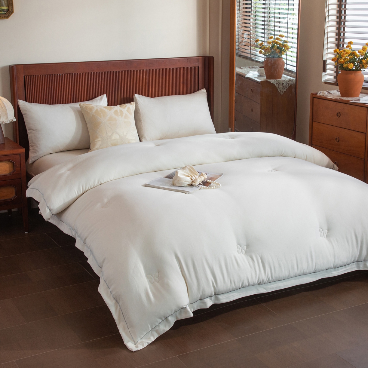 91家纺网 家纺一手货源 找家纺 （总）大世界被王 2025新款蚕蛹蛋白冬被被子被芯