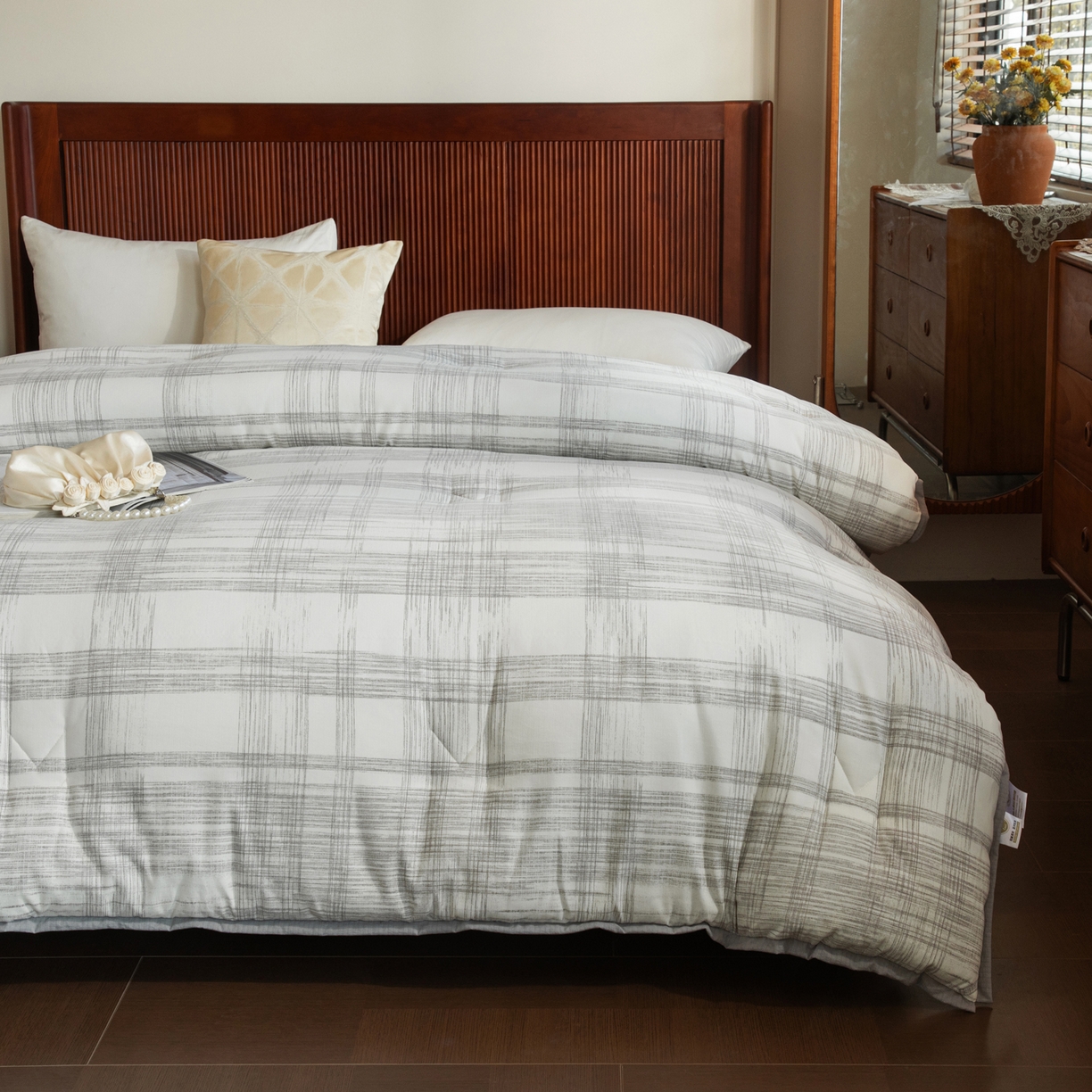 91家纺网 家纺一手货源 找家纺 大世界被王 2025新款加厚羊绒蛋白冬被被子被芯 灰色羊绒蛋白