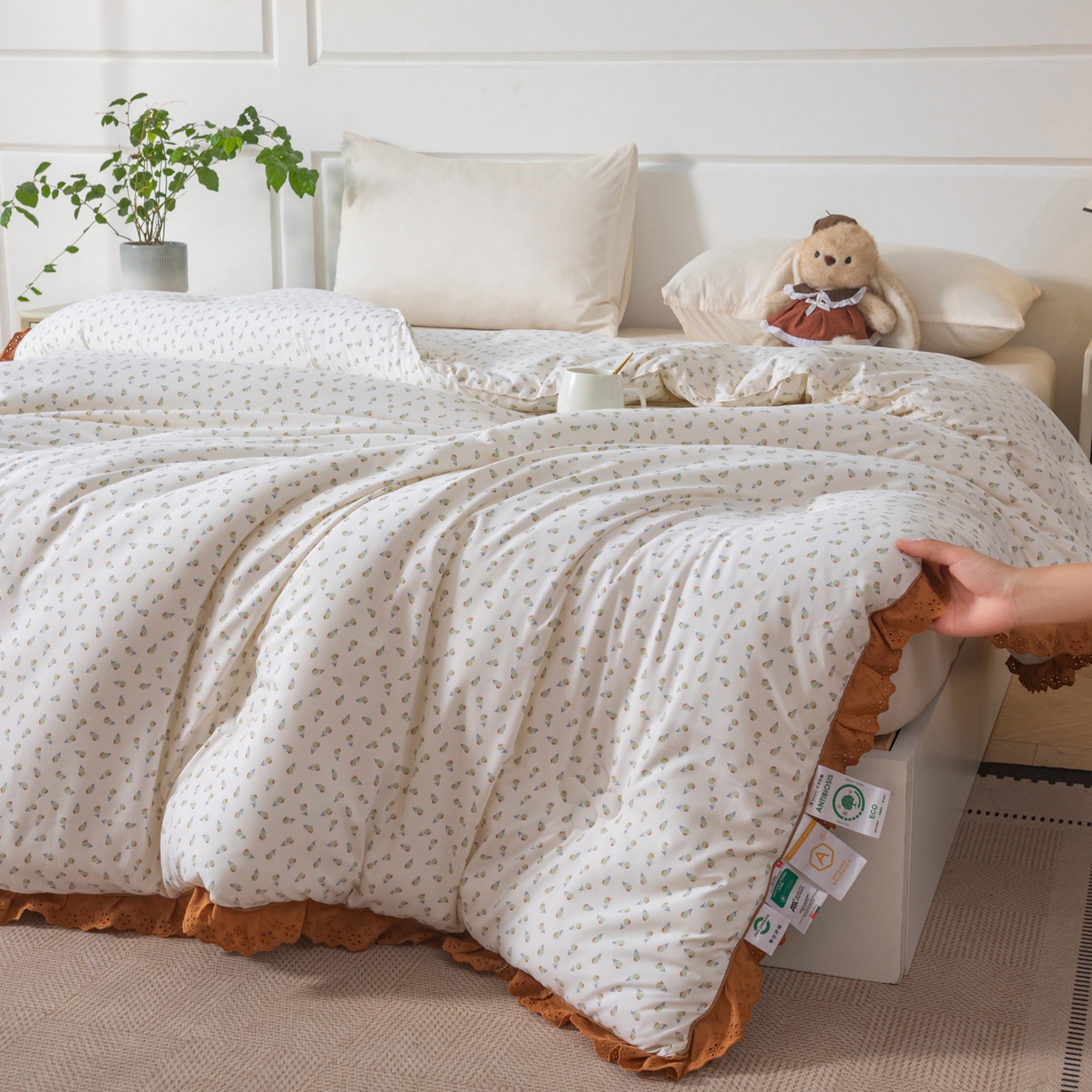 91家纺网 家纺一手货源 找家纺 大世界被王 2025新款糯糯棉韩系花边冬被被子被芯 小美好