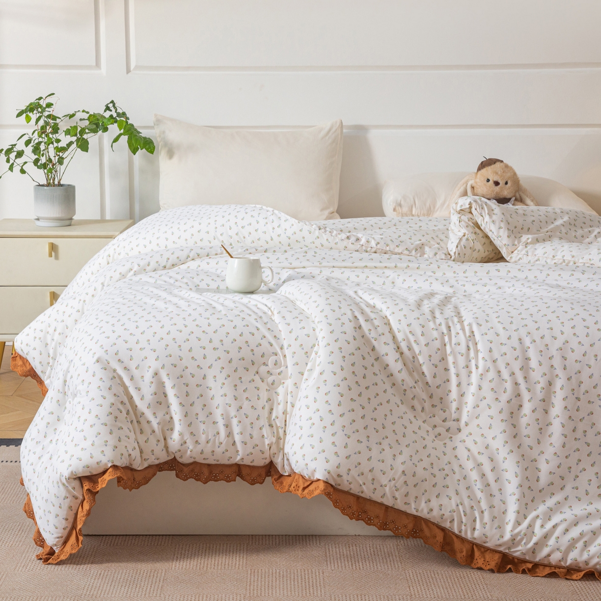 91家纺网 家纺一手货源 找家纺 大世界被王 2025新款糯糯棉韩系花边冬被被子被芯 小美好