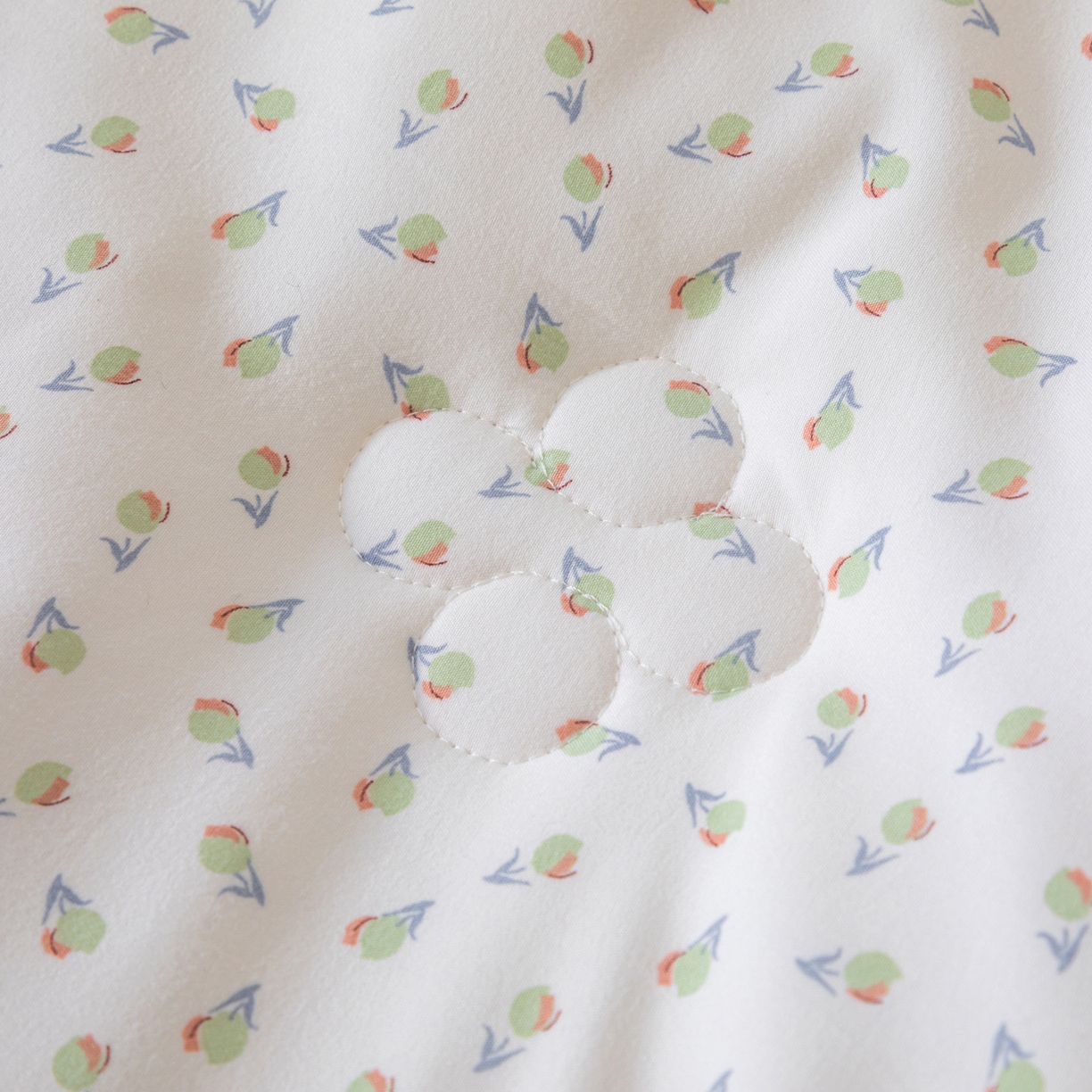 91家纺网 家纺一手货源 找家纺 大世界被王 2025新款糯糯棉韩系花边冬被被子被芯 小美好