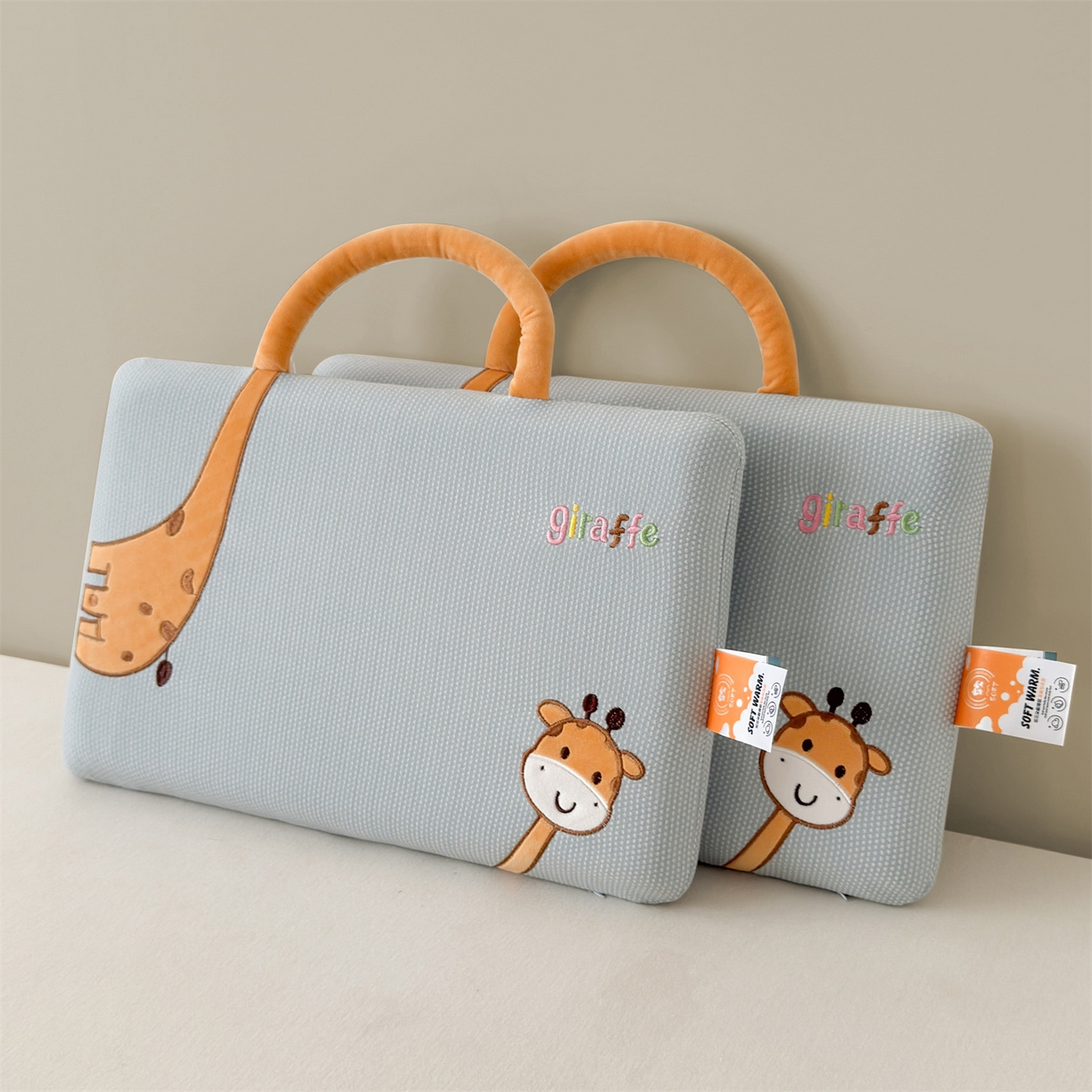 麦肯锡 2025新款长颈鹿面包儿童记忆枕 枕头枕芯 蓝色/只