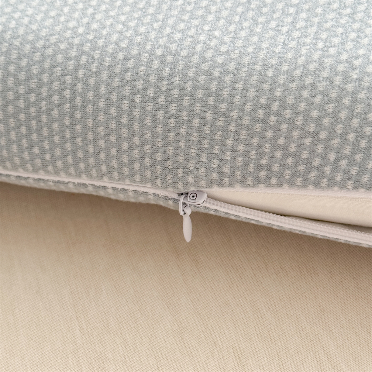 91家纺网 家纺一手货源 找家纺 麦肯锡 2025新款长颈鹿面包儿童记忆枕 枕头枕芯 蓝色/对