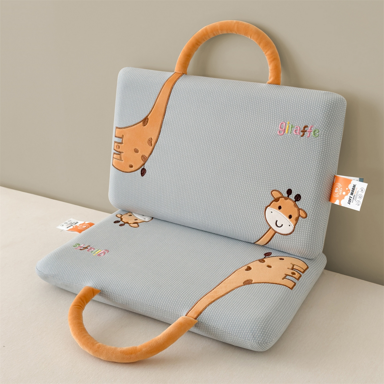 91家纺网 家纺一手货源 找家纺 麦肯锡 2025新款长颈鹿面包儿童记忆枕 枕头枕芯 蓝色/只