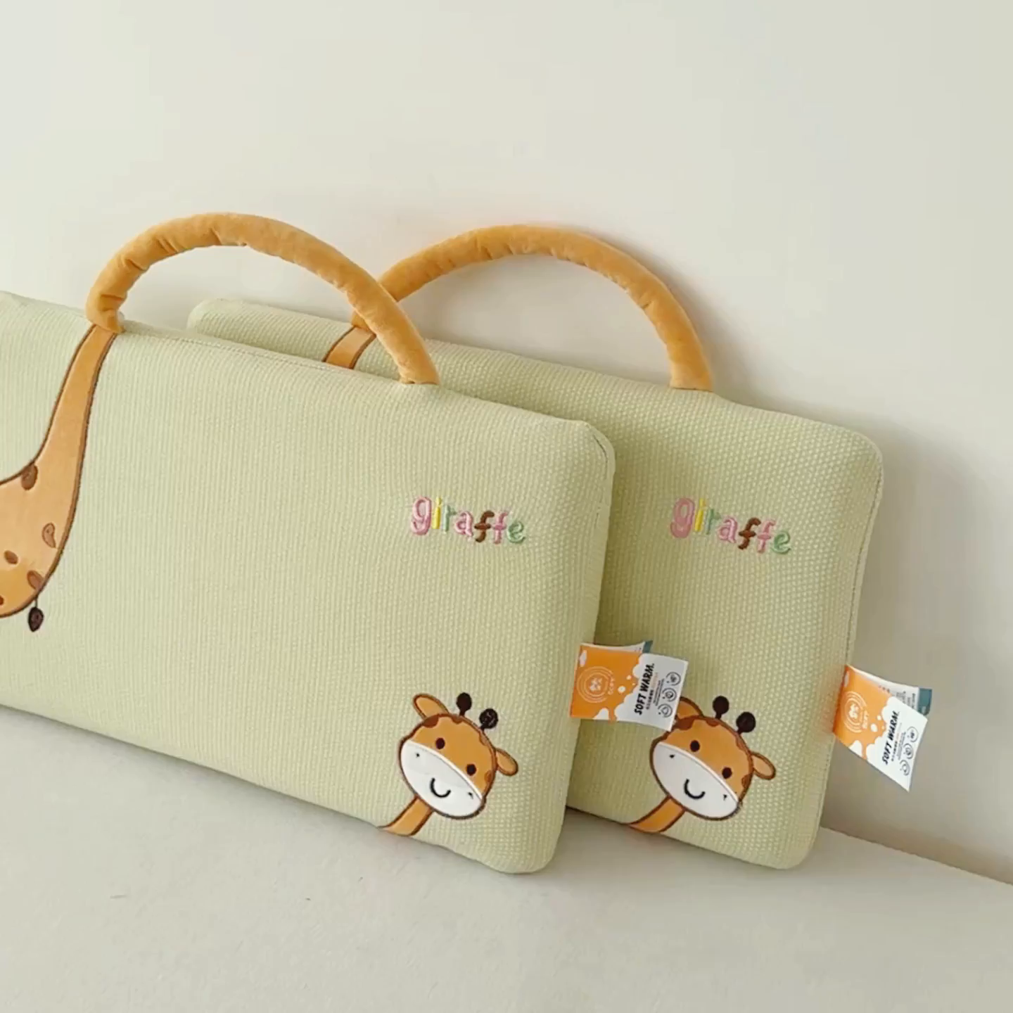 91家纺网 家纺一手货源 找家纺 麦肯锡 2025新款长颈鹿面包儿童记忆枕 枕头枕芯 绿色/只